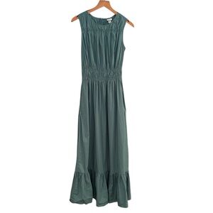 Elegant Green Sleeveless Dress